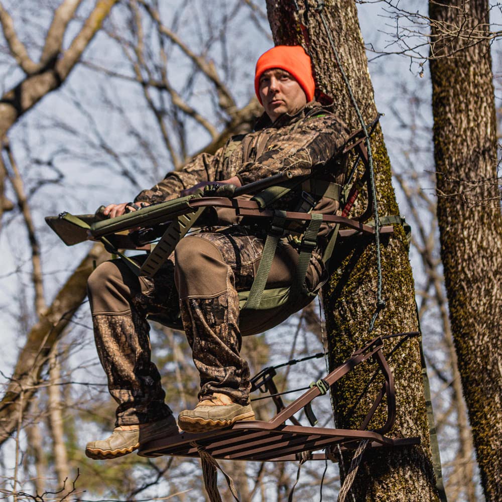 Steel Climbing Treestand B1680