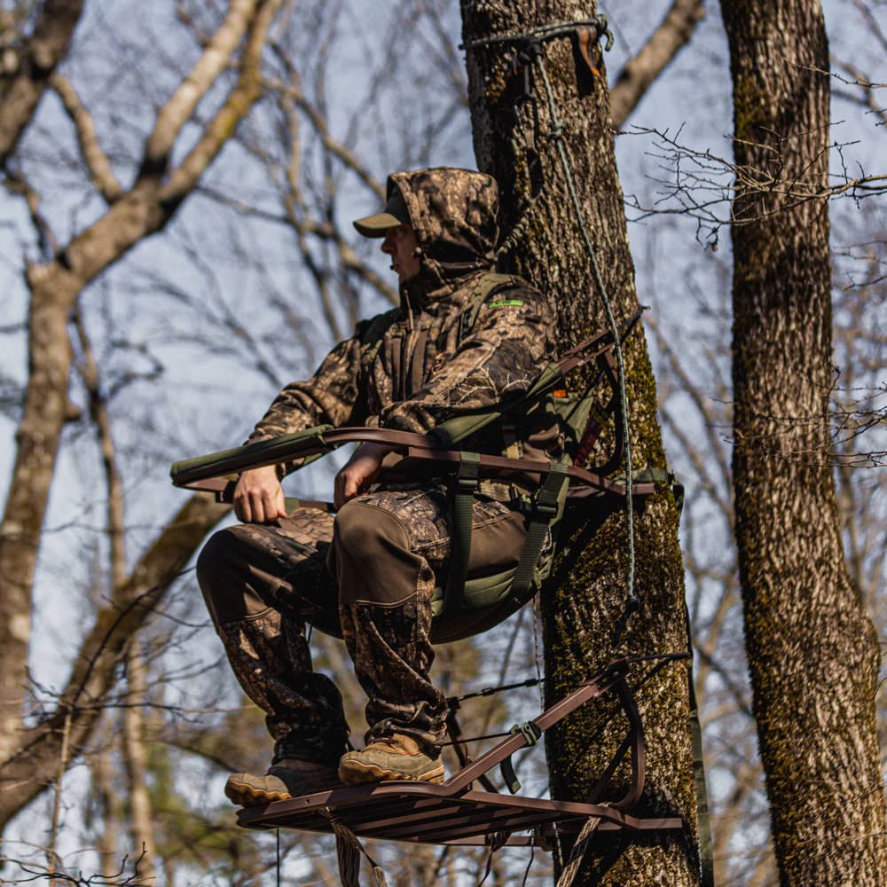 Steel Climbing Treestand B1680